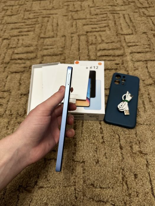 Xiaomi Redmi 12 4/128 СТАН