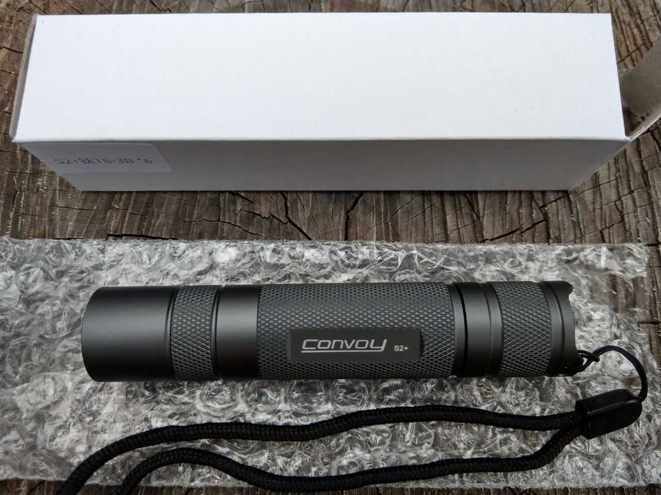 Тактический фонарь Convoy S2+ XM-L2 / 2.1А / 1000 люмен / серый