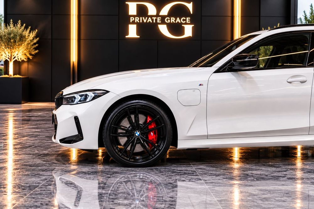BMW 330e Híbrida / Facelift / Full Extras/ Revisões BMW — photo 3