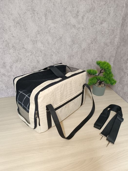 Сумка переноска для собак та котів