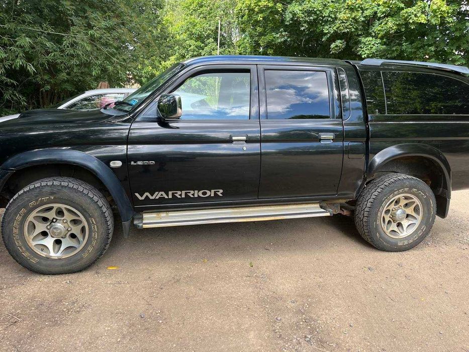 Mitsubishi l200, дабл кабіна, кунг 2.5 дизель, механіка, 150тис км  !!