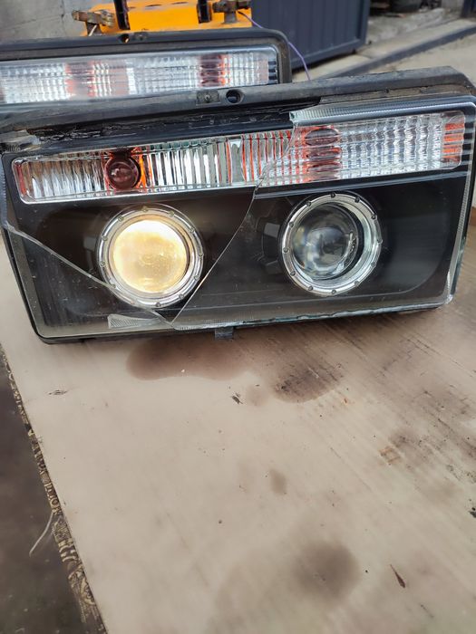 Продам фары ВАЗ 2105,2107