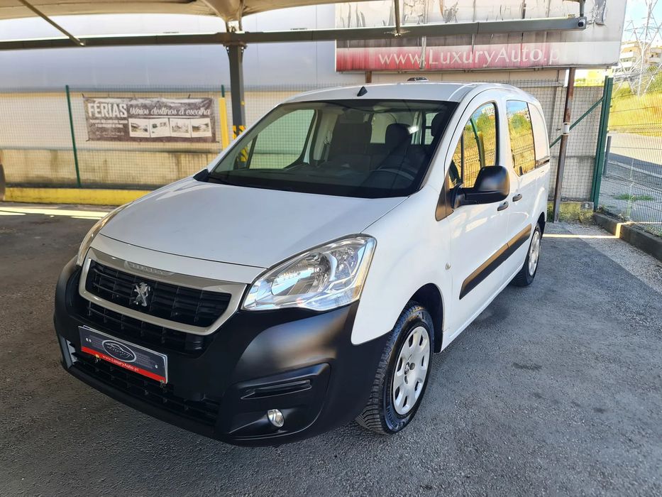 Peugeot PARTNER 1.6 HDi 100CV * GPS * AC * with VAT