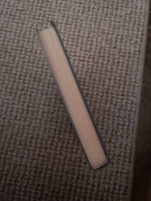 Книга «Аромат ландышей» від автора Светлана Алексеева