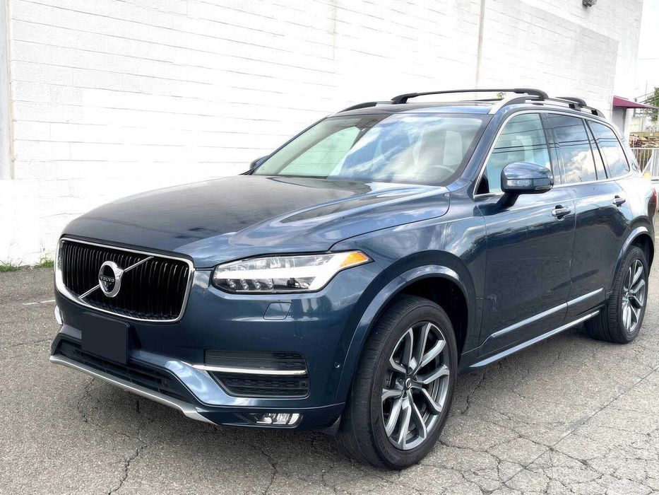 Volvo XC90 T6 Momentum      2019