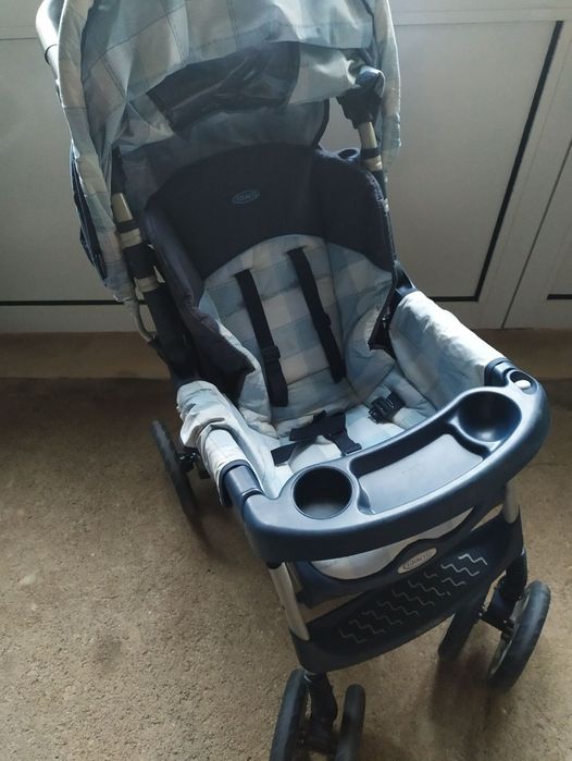 Carrinho de bebe + ovo