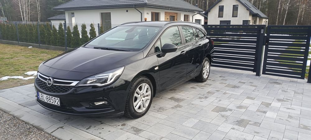Opel  Astra automat