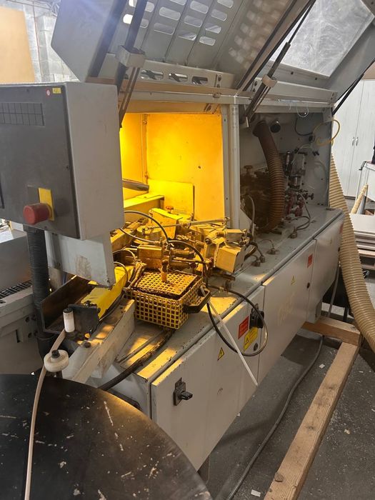 Кромкооблицювальний станок Optimat KD 56