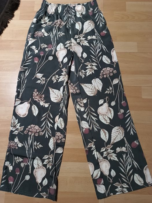 Nowe spodnie damskie Esmara Lekkie, Szerokie Zwiewne Rozmiar 36