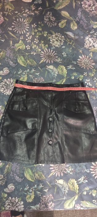 Шорти Zara екокожа 430 грн Турция  ,юбка екокожа  280  грн