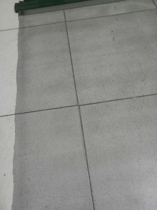 Rede mosquiteira em estore com suporte cor verde