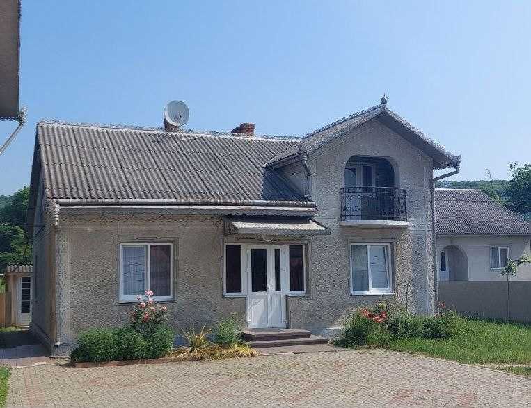 Продам житловий будинок зі зручностями