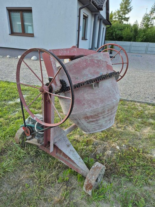 Betoniarka 250 litrów