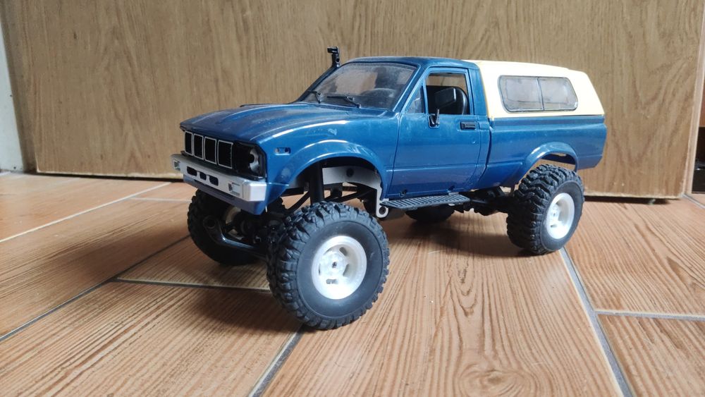WPL Toyota Hilux RC model