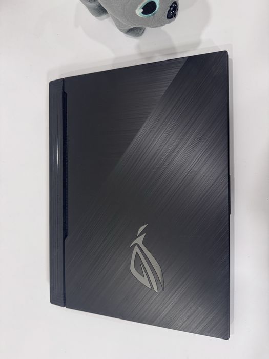 Asus ROG G531GT i7-9750h gtx1650