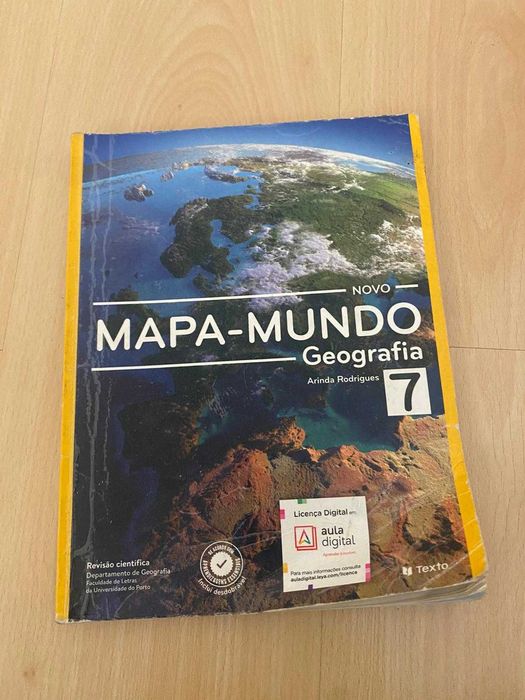 Manuais escolares e cadernos de atividades 7ºAno