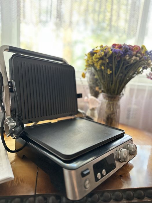 Продам електричний гриль Delonghi MultiGrill 900