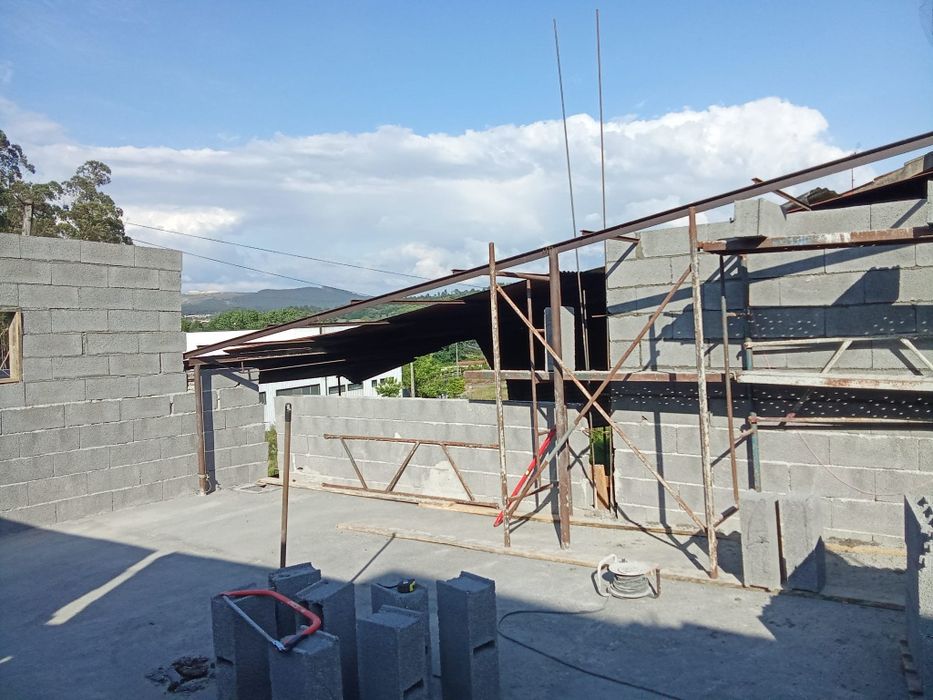 Faço Trabalhos de Construção Civil em Paredes e Arredores