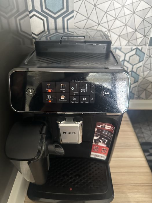 Кавомашина phillips lattego 2300