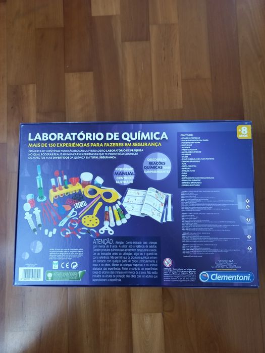 Jogo Clementoni Laboratório de Quimica