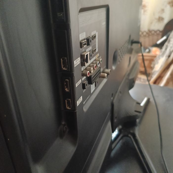 Телевізор Samsung smart TV 40 дюймів