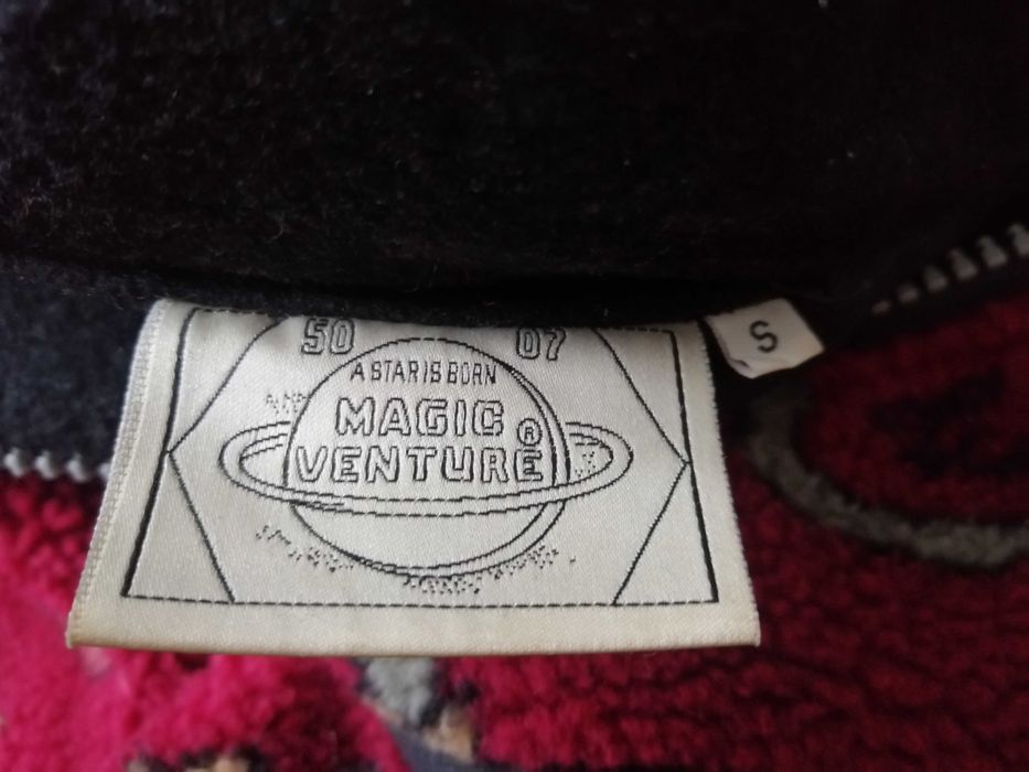 Красная теплая кофта размер S