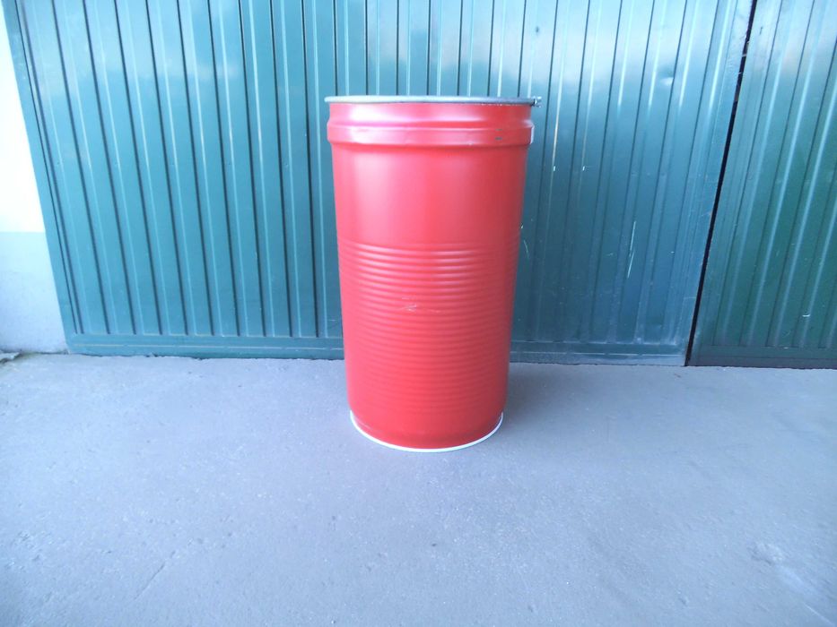 Bidons da industria alimentar