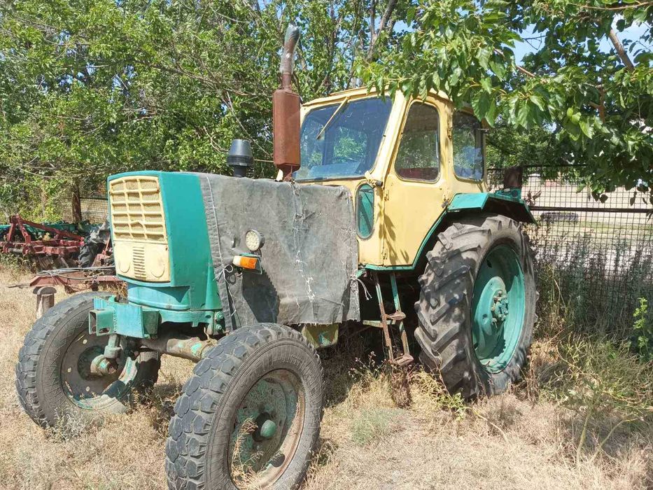 Трактор ЮМЗ 6 1979 року
