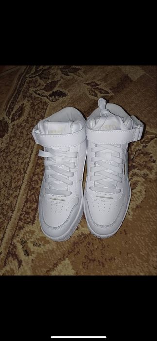 Продам нові кросівки оригінал Puma