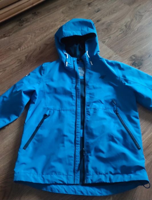 Kurtka wiatrówka 4F rozmiar 146