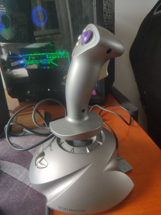 Joystick Trust QZ 50164297551784321121