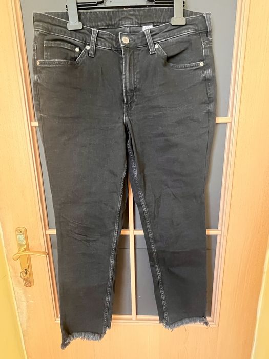 Jeansy HM, girlfriend fit jeans, rozmiar 42