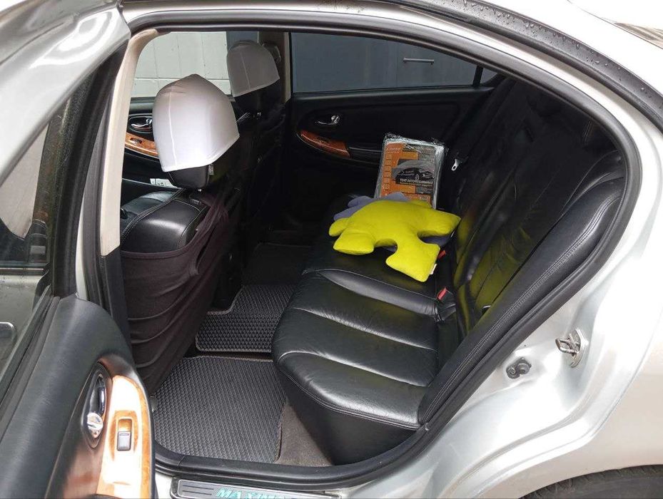 Nissan maxima 3.0 V6