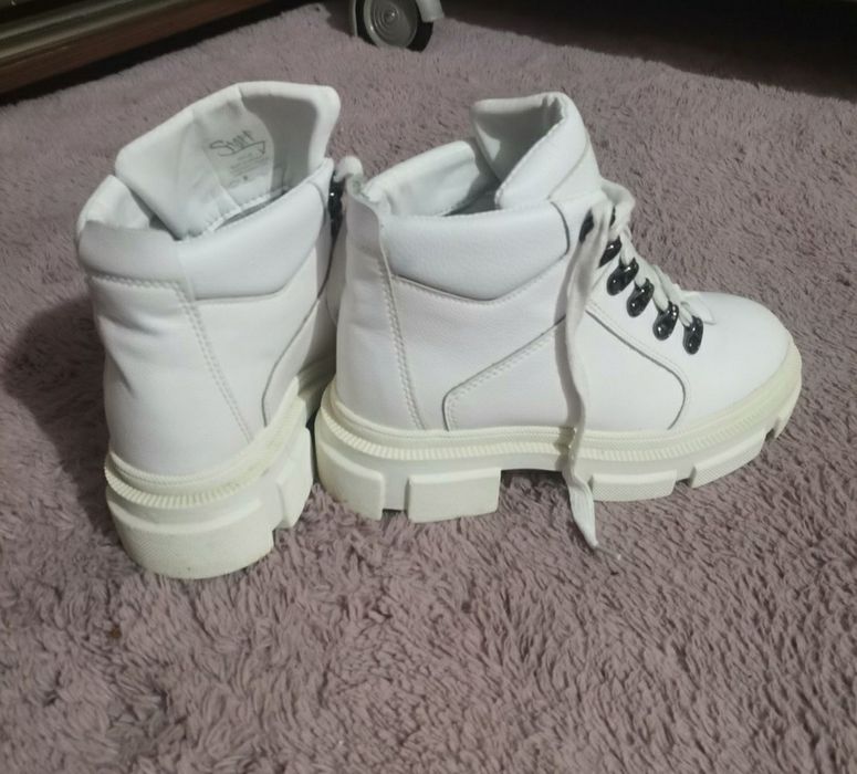 Ботинки 36 розмір