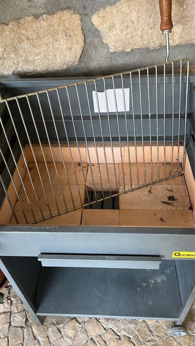 GRELHADOR MAIORCA 60 C/ TIJOLO REFRATARIO