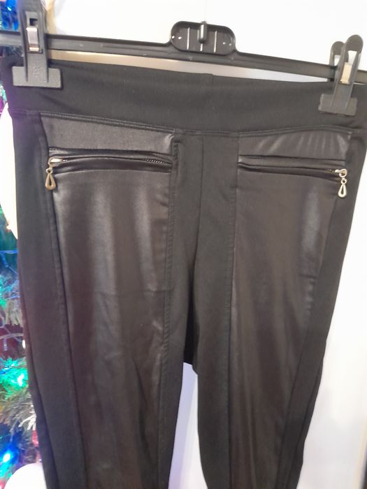 Leginsy z eko skórką