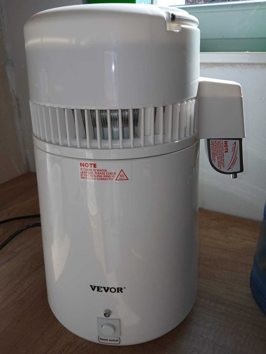 Destylator wody VEVOR 4L 750W YMK40101 - sprawny, komplet
