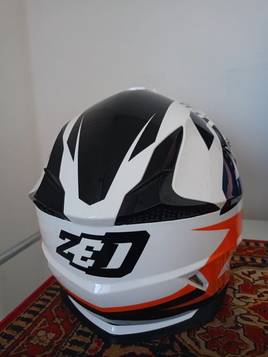 Kask Rowerowy/Moto "Zeď"