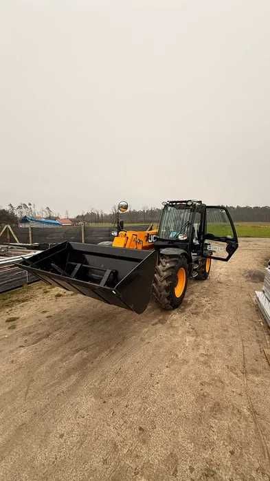 Usługi Ładowarką Teleskopową JCB