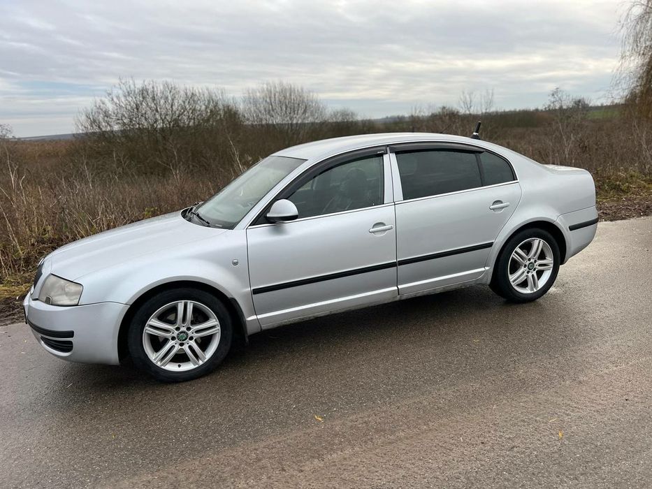 Продам skoda superb