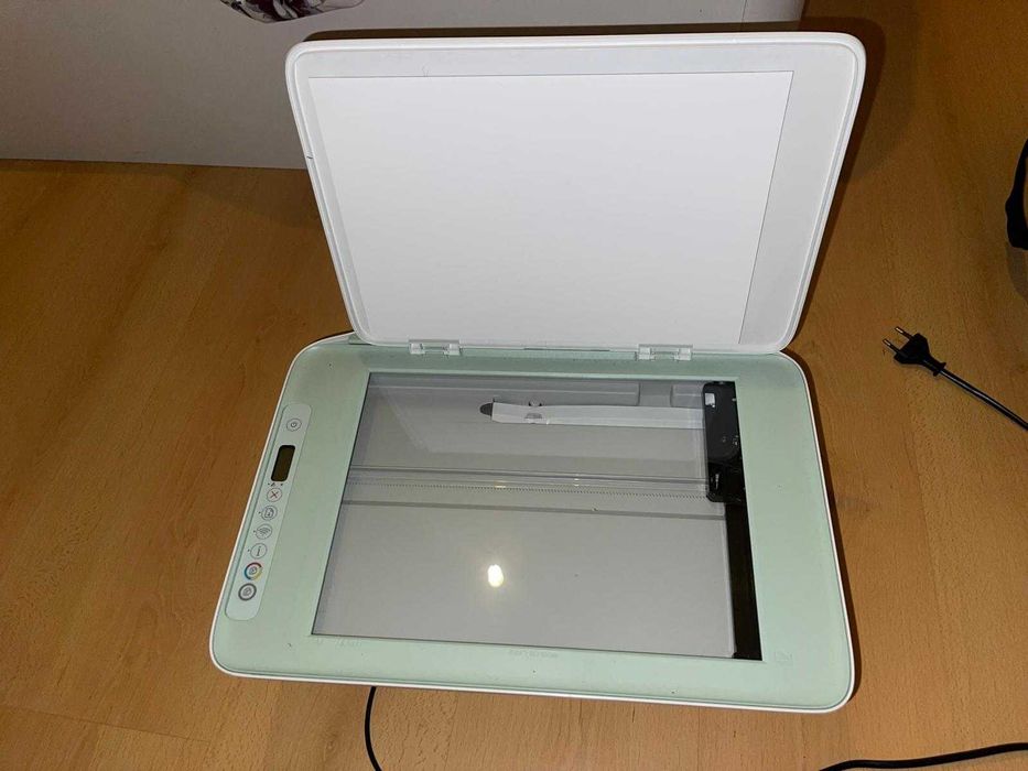 Impressora HP DeskJet 2722e