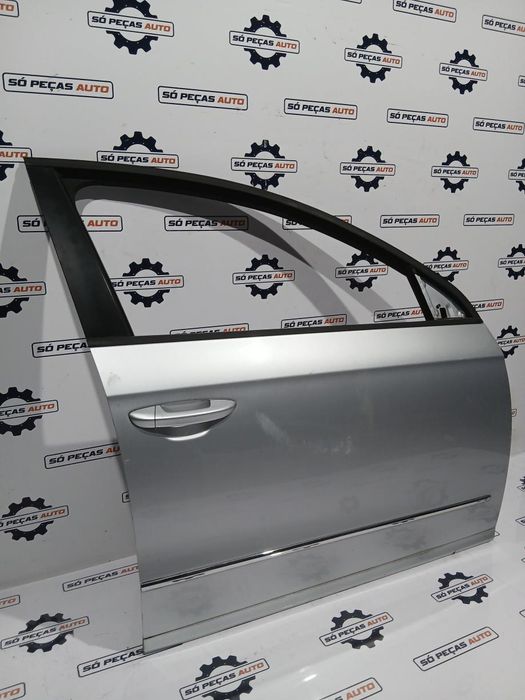 PORTA FRENTE DIREITA PRATEADO VOLSWAGEN PASSAT B6 SALOON 1.6TDI ANO: 2