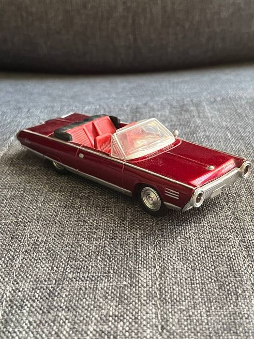 Моделька Chrysler Turbine Car 1964.