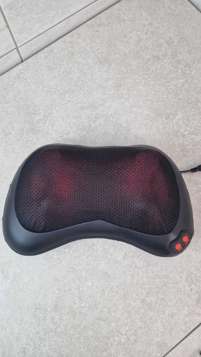 Masażer poduszka grzanie kark plecy
