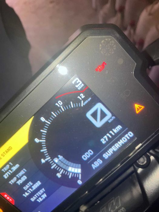 KTM Duke 125 - Acidentada