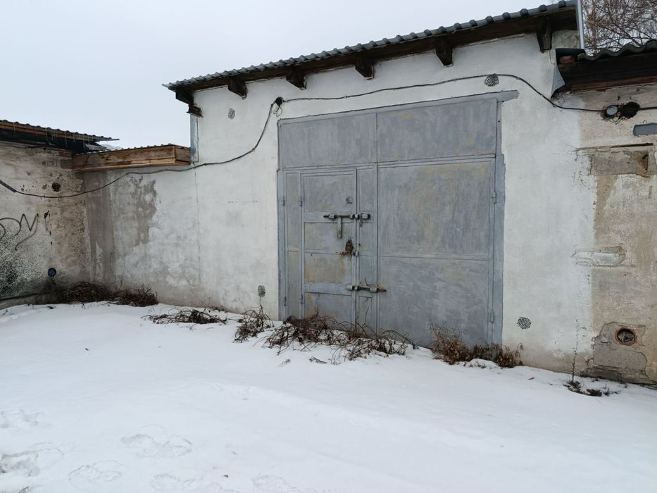 Продам гараж в Зелених