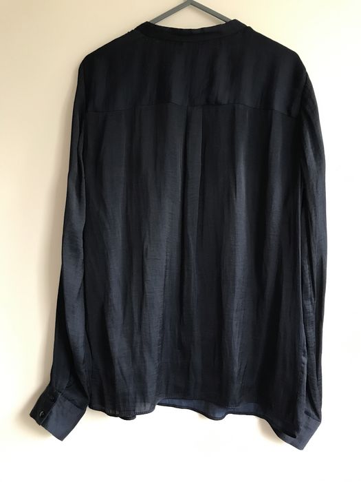 Zara 36 elegancka satynowa granatowa bluzka koszulowa dekolt V