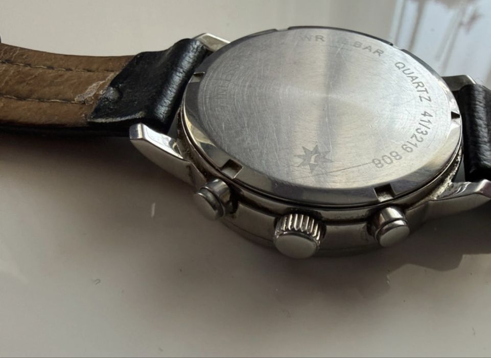 Junghans Chronograph WR 50 - zegarek męski kwarcowy.