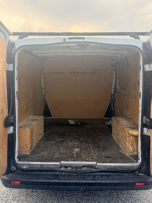 Rensult trafic 1.6 dci