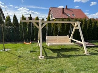 Huśtawki ogrodowe, Ławki